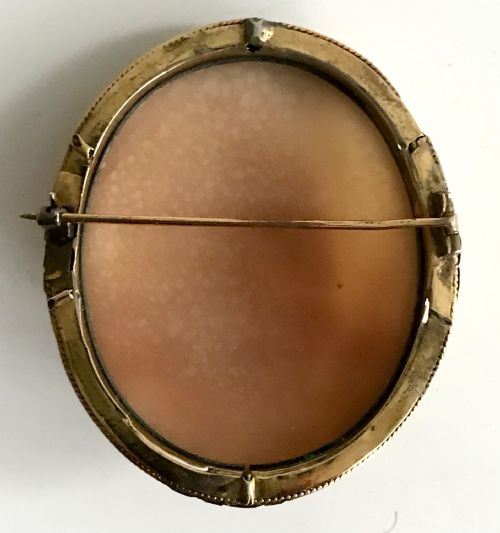 MAGNIFICENT ANTIQUE LARGE RELIGIOUS CAMEO BROOCH 18TH C 22K GOLD - ADDITIONAL PHOTO 2