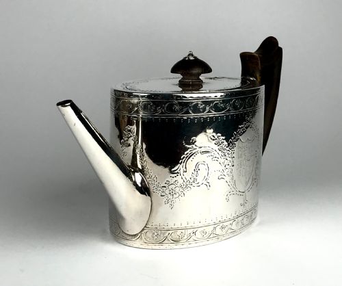 SOLID SILVER STERLING GEORGIAN TEAPOT LONDON 1781 - ADDITIONAL PHOTO 6