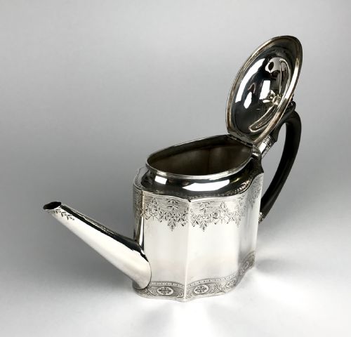 GEORGIAN SOLID SILVER STERLING TEAPOT LONDON 1793 JOHN ROBINS - ADDITIONAL PHOTO 2