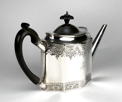 GEORGIAN SOLID SILVER STERLING TEAPOT LONDON 1793 JOHN ROBINS - ADDITIONAL PHOTO 3