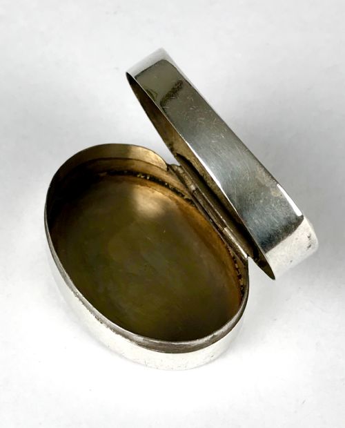 NOVELTY VICTORIAN SOLID SILVER DEMON SNUFF BOX 1897 - ADDITIONAL PHOTO 3