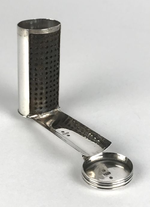 KING WILLIAM IV SOLID SILVER NUTMEG GRATER LONDON 1838 - ADDITIONAL PHOTO 1