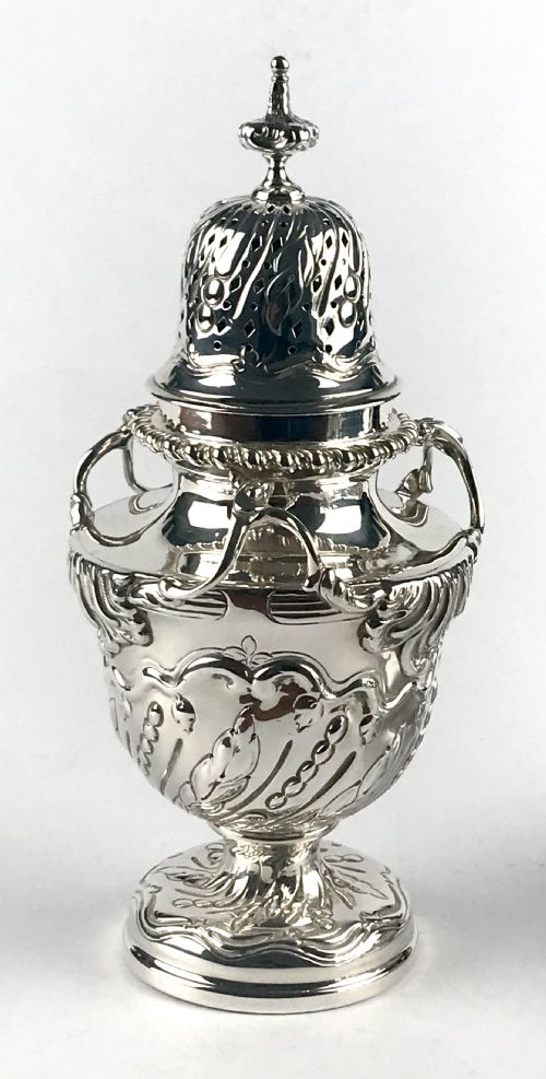 magnificent solid silver sterling victorian sugar caster shaker 450g 22cm london 1894 - CATEGORY: ANTIQUE SILVER - DATED VICTORIAN