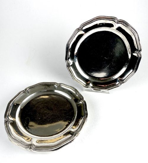 magnificent set 5 solid silver sterling dinner plates 2405g spain 18th georgian - CATEGORY: ANTIQUE SILVER - DATED 18TH CENTURY