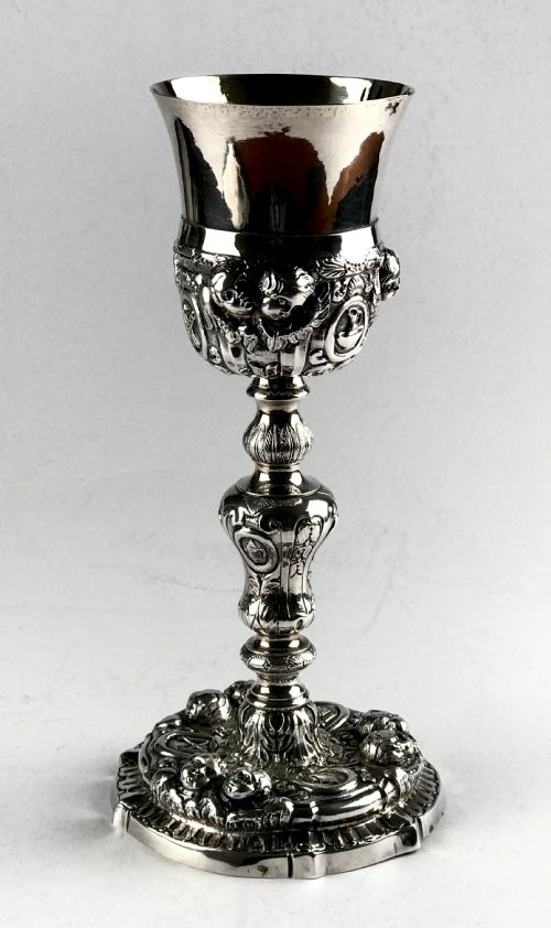MAGNIFICENT RARE GERMAN 18TH CENTURY SOLID SILVER RELIGIOUS CHALICE - ADDITIONAL PHOTO 3