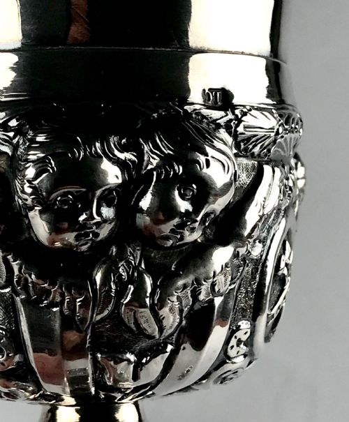 MAGNIFICENT RARE GERMAN 18TH CENTURY SOLID SILVER RELIGIOUS CHALICE - ADDITIONAL PHOTO 4