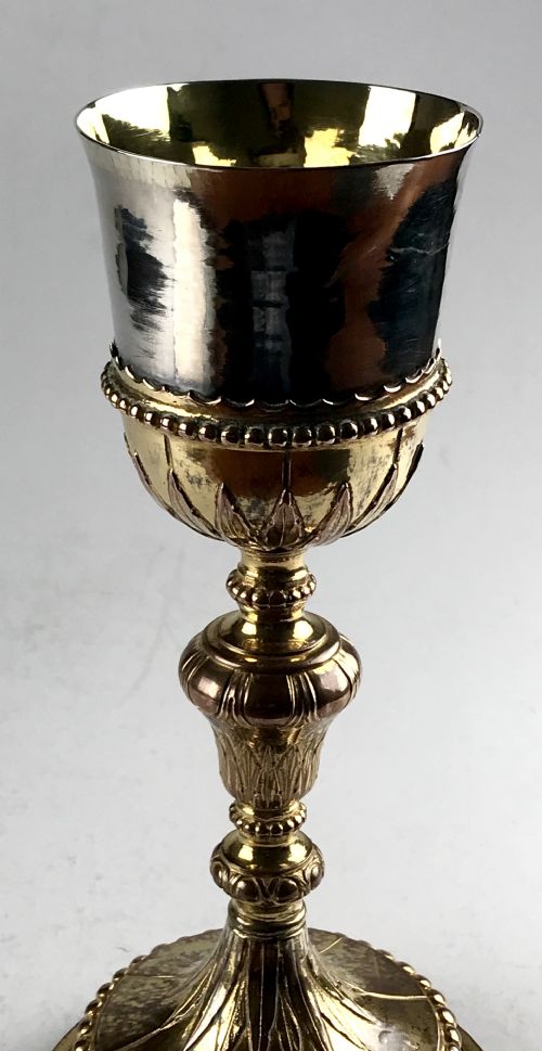 MAGNIFICENT RARE ITALIAN 17TH CENTURY SOLID SILVER GILT RELIGIOUS CHALICE - ADDITIONAL PHOTO 4