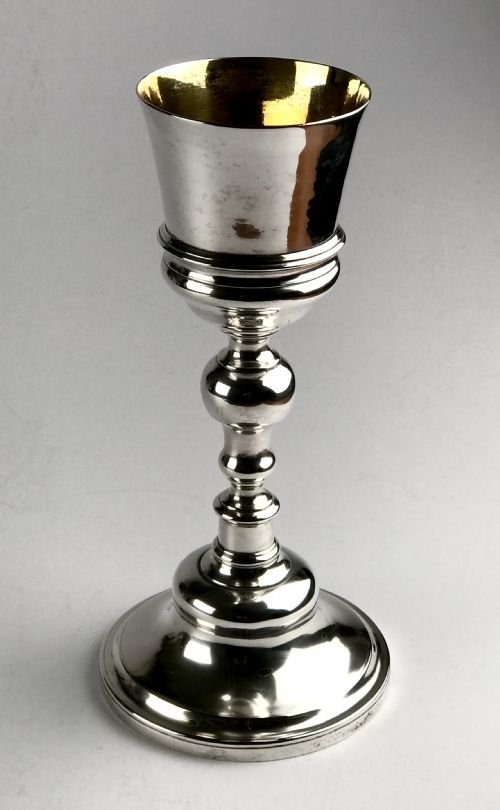 MAGNIFICENT RARE 18TH C SOLID SILVER RELIGIOUS CHALICE PATEN 906G PORTUGUESE - ADDITIONAL PHOTO 2