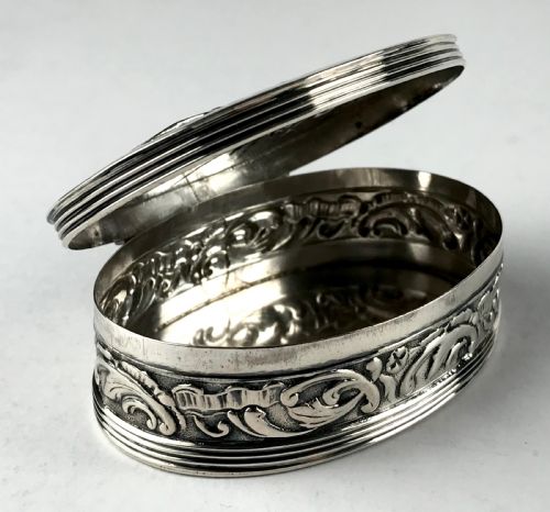 ANTIQUE SOLID SILVER DUTCH 19TH C SNUFF BOX GEORGIAN PERIOD REMBRANDT NIGHTWATCH - ADDITIONAL PHOTO 6