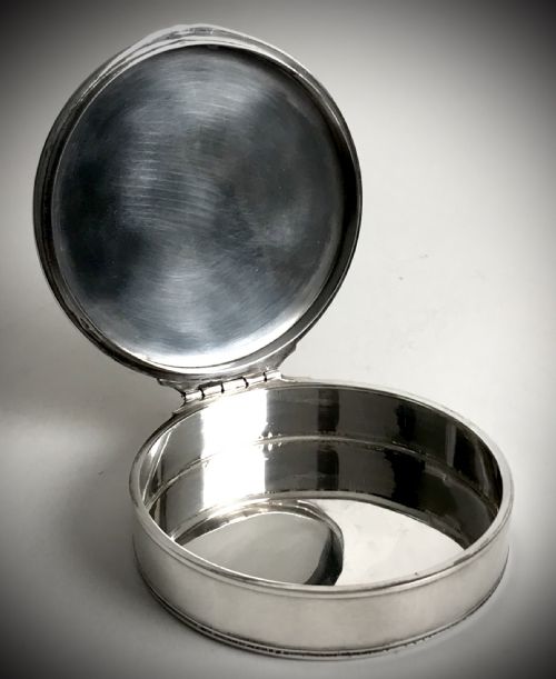 LARGE SOLID SILVER STERLING SWISS JEWELLERY TRINKET BOX ART DECO ENAMEL 444 G - ADDITIONAL PHOTO 3