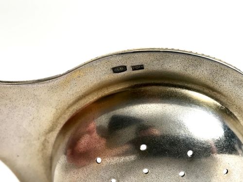 RUSSIAN SOLID SILVER GILT AND POLYCHROME CLOISONNE ENAMEL TEA STRAINER 47G - ADDITIONAL PHOTO 5
