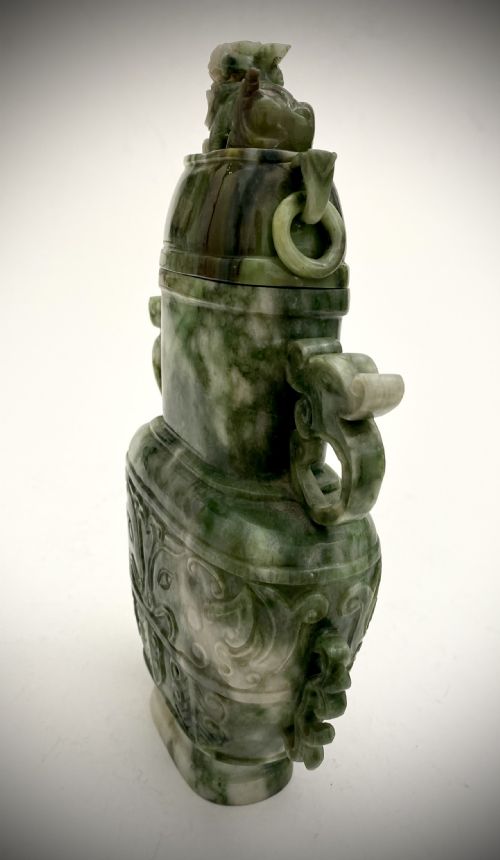 magnificent chinese spinach jade green urn 1900 qing dynasty - CATEGORY: ANTIQUE MISCELLANEOUS - DATED 1900