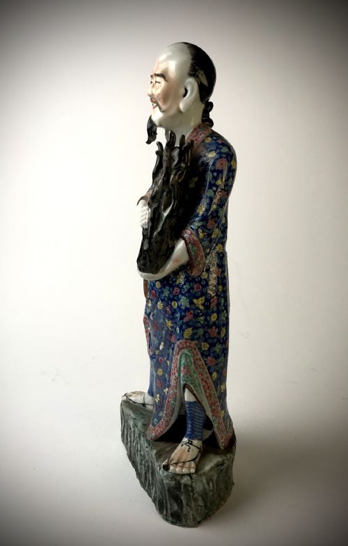 CHINESE REPUBLIC PORCELAIN FIGURE IMMORTAL CIRCA 1920 - ADDITIONAL PHOTO 4