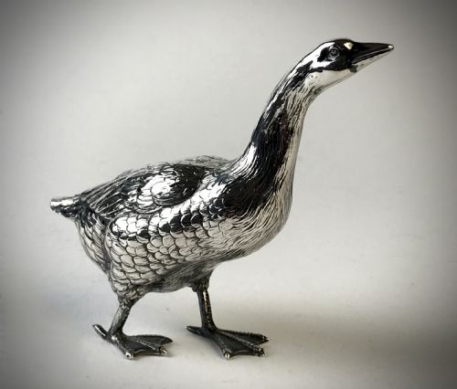 ANTIQUE REALISTIC SOLID SILVER GOOSE ANIMAL CIRCA 1890 - ADDITIONAL PHOTO 2