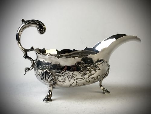 GEORGIAN SOLID SILVER STERLING SAUCE BOAT LONDON 1766 WILLIAM SHAW - ADDITIONAL PHOTO 3