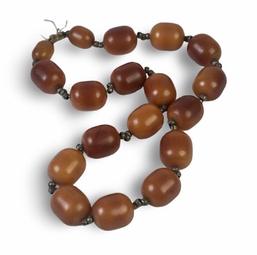 ANTIQUE AFRICAN AMBER NECKLACE CIRCA 1920 - ADDITIONAL PHOTO 7