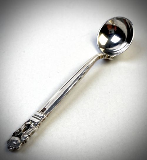 georg jensen mustard spoon acorn pattern sterling silver denmark 1945 - CATEGORY: ANTIQUE SILVER - DATED 1940