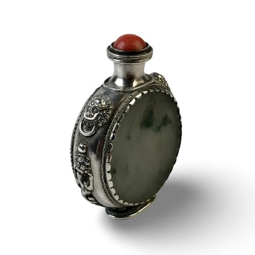 ANTIQUE CHINESE TIBETAN JADE SILVER SNUFF BOTTLE CIRCA 1920 - ADDITIONAL PHOTO 2