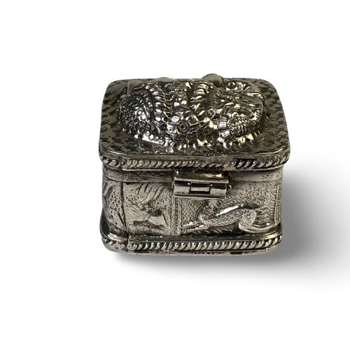 SOLID SILVER THAI SIAMESE PILL BOX ELEPHANT - ADDITIONAL PHOTO 4