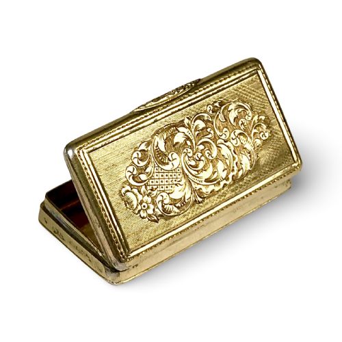 SOLID SILVER STERLING GILT SNUFF BOX CIRCA 1860 - ADDITIONAL PHOTO 5