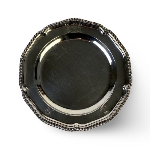 GEORGIAN SOLID SILVER STERLING SILVER DINNER PLATE LONDON 1764 SEBASTIAN JAMES CRESPELL - ADDITIONAL PHOTO 5