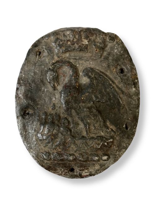 RELIGIOUS PLAQUE PAPAL PELICAN FEEDING ITS YOUNG 17TH CENTURY - ADDITIONAL PHOTO 1