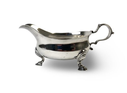 georgian solid silver sterling sauce gravy boat london 1743 18th century - CATEGORY: ANTIQUE SILVER - DATED GEORGIAN