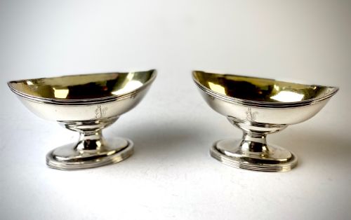 GEORGIAN SOLID SILVER STERLING SALTS LONDON 1798 SQUIRREL CREST 18TH CENTURY - ADDITIONAL PHOTO 3