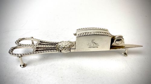 SOLID SILVER STERLING GEORGIAN CANDLE SNUFFERS - ADDITIONAL PHOTO 1