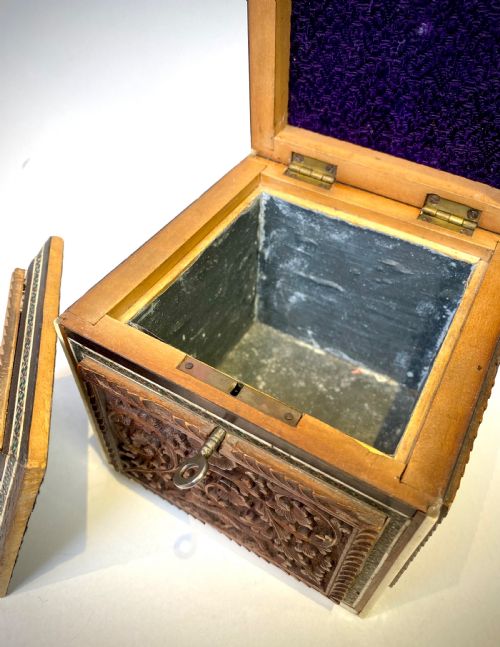 ANGLO INDIAN SANDALWOOD TEA CADDY - ADDITIONAL PHOTO 5