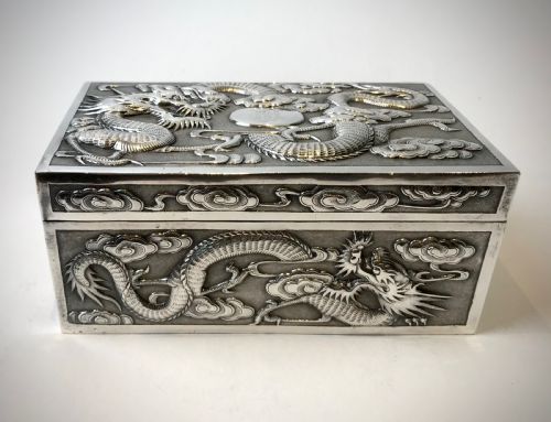 CHINESE EXPORT SOLID SILVER STERLING BOX DRAGONS 19TH CENTURY - ADDITIONAL PHOTO 2