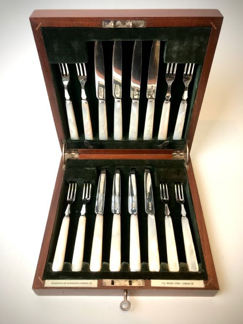 MAGNIFICENT SOLID SILVER STERLING MOTHER PEARL DESSERT CUTLERY BOXED - ADDITIONAL PHOTO 2