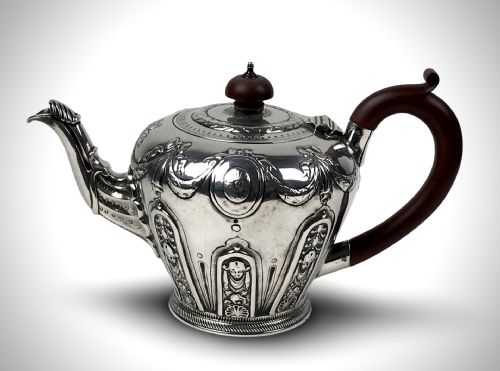 RARE SOLID SILVER STERLING TEAPOT LONDON 1765 WILLIAM SHAW - ADDITIONAL PHOTO 6