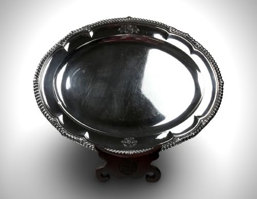 magnificent solid silver sterling paul storr meat dish london 1815 2644 grams - CATEGORY: ANTIQUE SILVER - DATED GEORGIAN