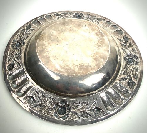 18TH CENTURY SOLID SILVER STERLING ECCLESIASTIC PLATE 18TH C BRAZIL SOUTH AMERICA - ADDITIONAL PHOTO 4