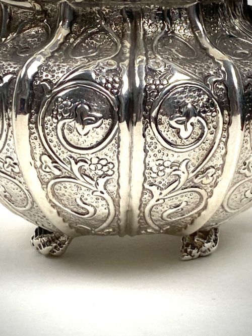 GEORGIAN SOLID SILVER STERLING MILK JUG LONDON 1821 - ADDITIONAL PHOTO 1