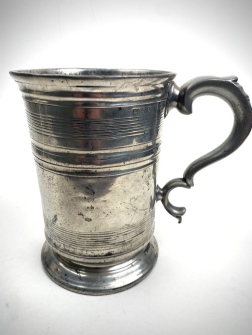 GEORGIAN 18TH CENTURY PEWTER QUART SIZE TANKARD - ADDITIONAL PHOTO 1