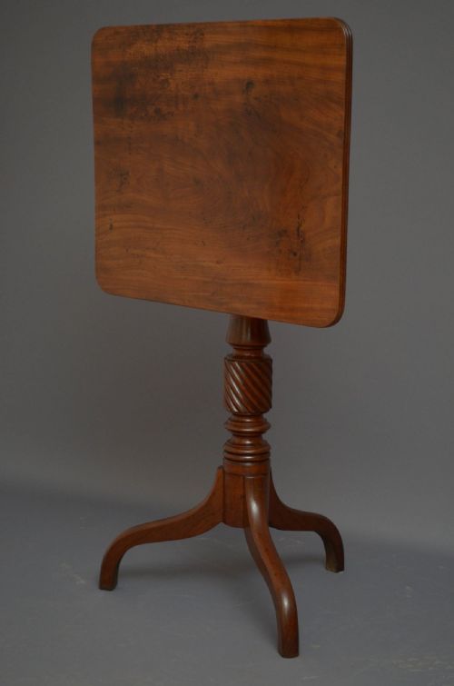 Regency Mahogany Tilt Top Table