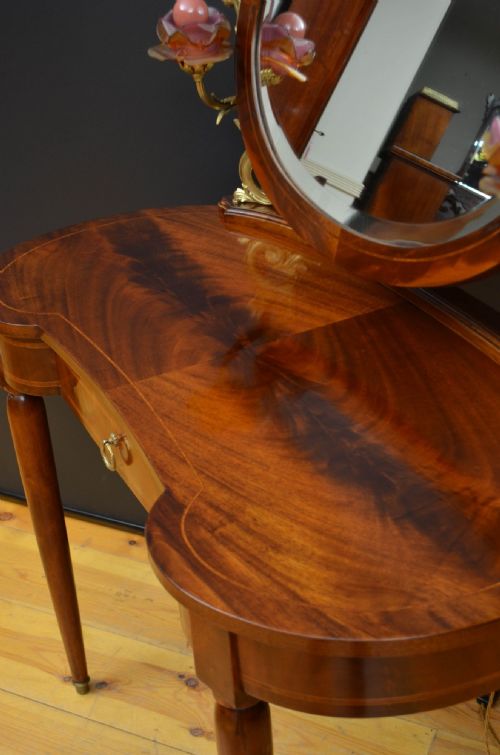 EARLY XXTH CENTURY FRENCH DRESSING TABLE - ADDITIONAL PHOTO 12