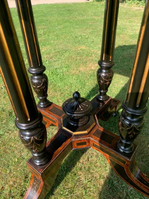 VICTORIAN AMBOYNA WINE TABLE - ADDITIONAL PHOTO 5