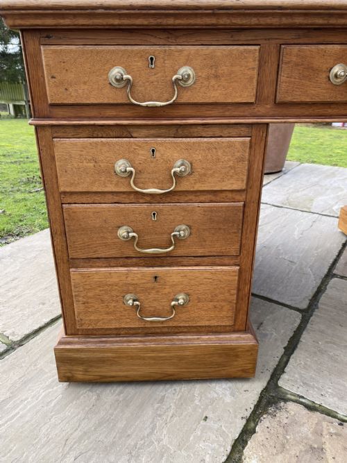EDWARDIAN OAK DESK - ADDITIONAL PHOTO 2
