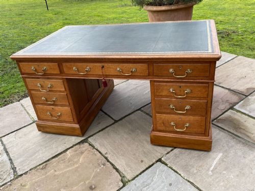 EDWARDIAN OAK DESK - ADDITIONAL PHOTO 9