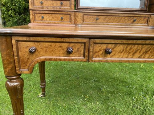 VICTORIAN DRESSING TABLE - ADDITIONAL PHOTO 2