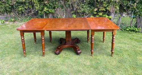EARLY VICTORIAN IRISH MAHOGANY DINING TABLE - ADDITIONAL PHOTO 6