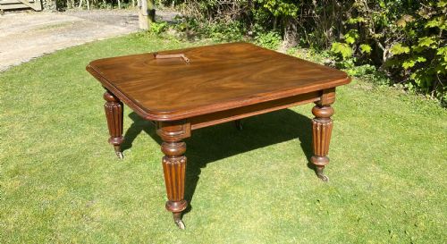 victorian mahogany extending dining table - CATEGORY: ANTIQUE TABLES - DATED 1850
