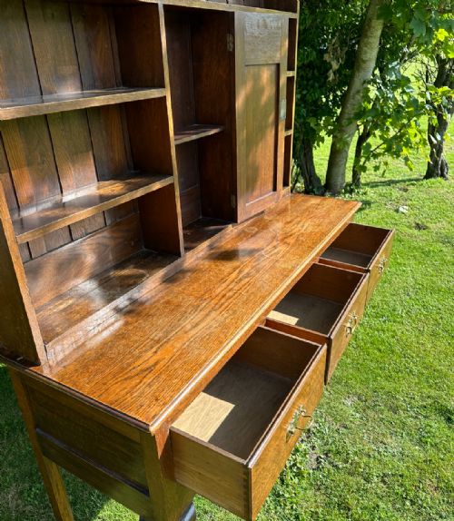 EDWARDIAN LIBERTY GOLDEN OAK DRESSER - ADDITIONAL PHOTO 2