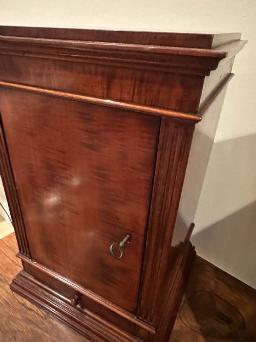 VICTORIAN MAHOGANY TABLE TOP CABINETS - ADDITIONAL PHOTO 7