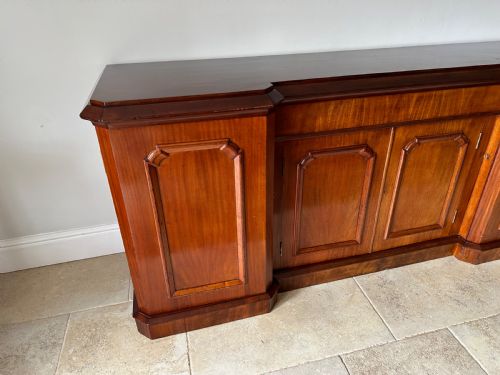 VICTORIAN MAHOGANY FOUR DOOR SIDEBOARD - ADDITIONAL PHOTO 8