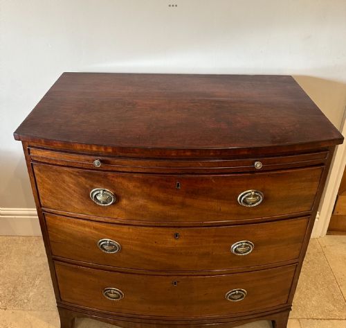 REGENCY BOW FRONTED MAHOGANY CHEST - ADDITIONAL PHOTO 1