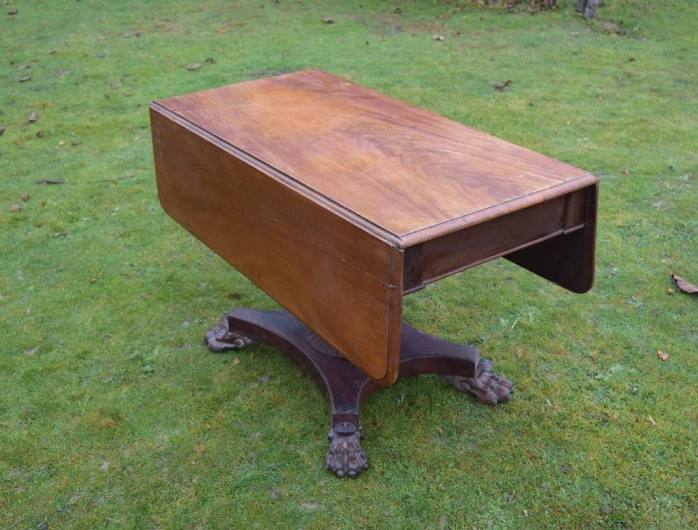William IV Irish mahogany Pembroke table 